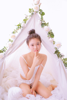 女同桌的手在我裤子里
